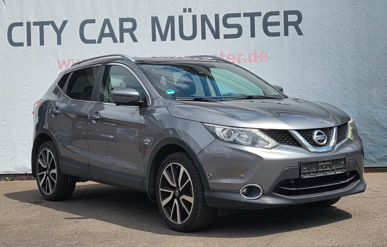Nissan Qashqai 1,6 dCi 4WD LED navo koža gr.sj. PDCx2 kam360 pano amb., fotografija 7