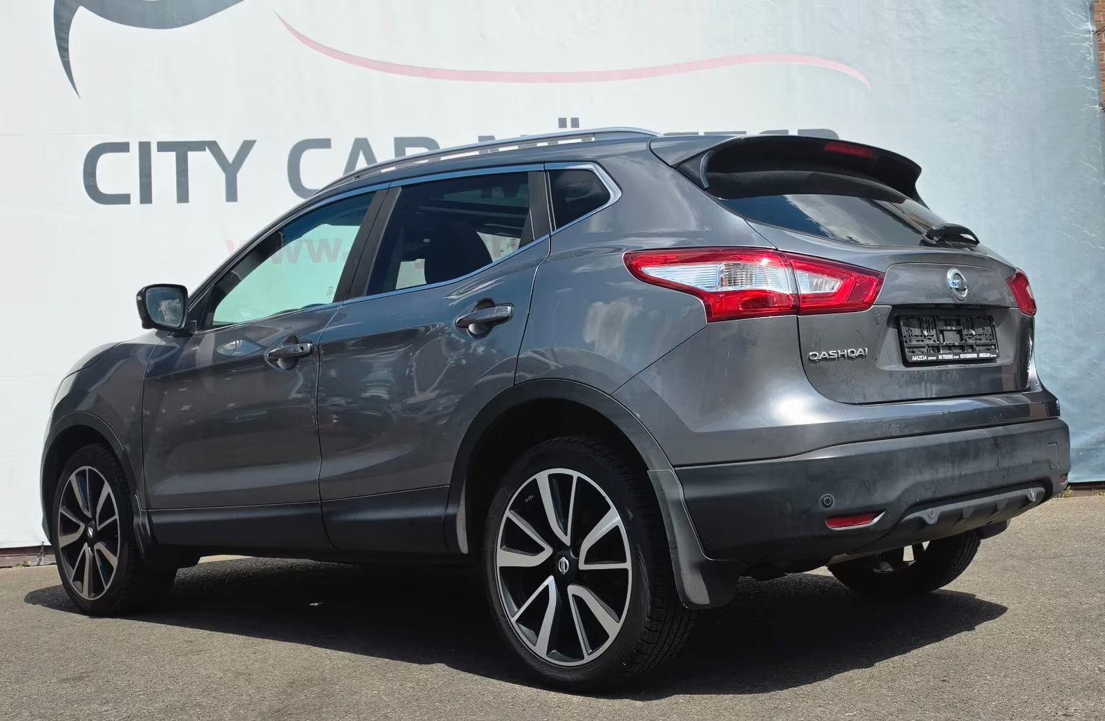 Nissan Qashqai 1,6 dCi 4WD LED navo koža gr.sj. PDCx2 kam360 pano amb., fotografija 12