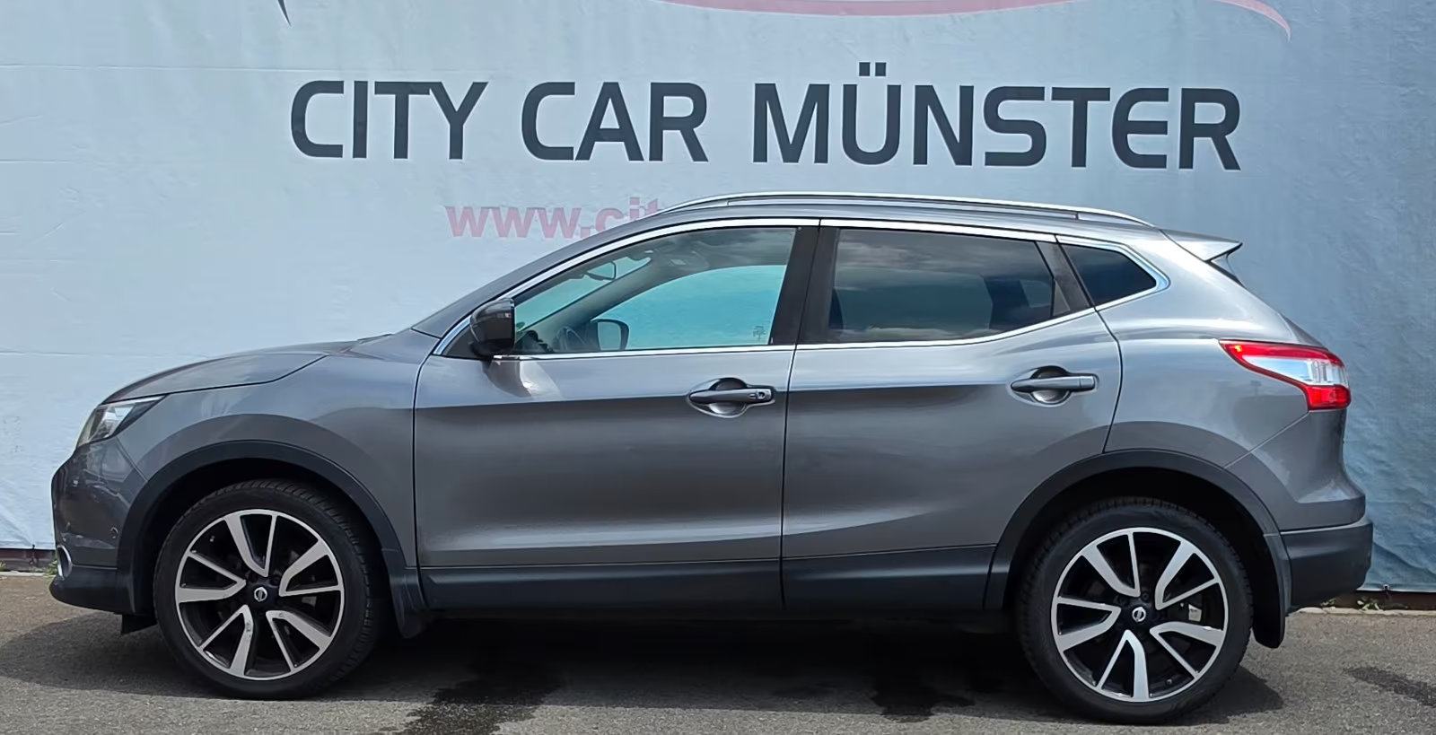 Nissan Qashqai 1,6 dCi 4WD LED navo koža gr.sj. PDCx2 kam360 pano amb., fotografija 10
