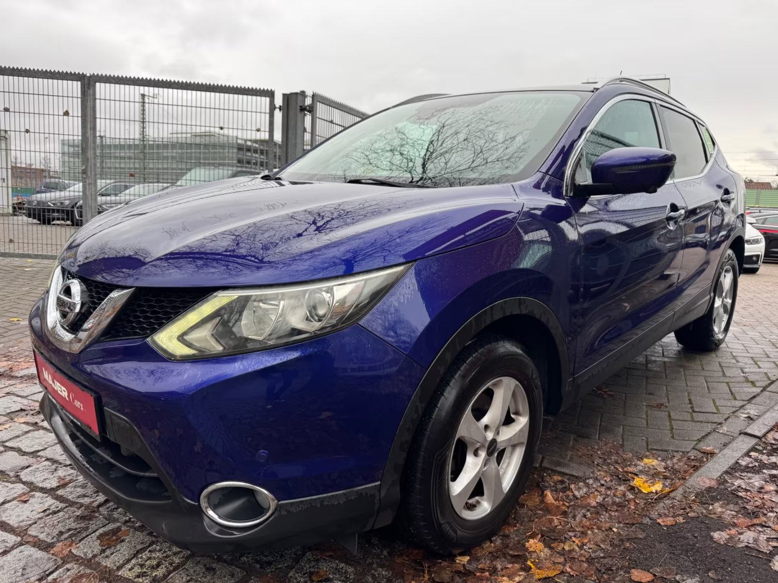 Nissan Qashqai 1,6 dCi 4WD N-connecta navi gr.sj. PDCx2 kam360 ambil., fotografija 3