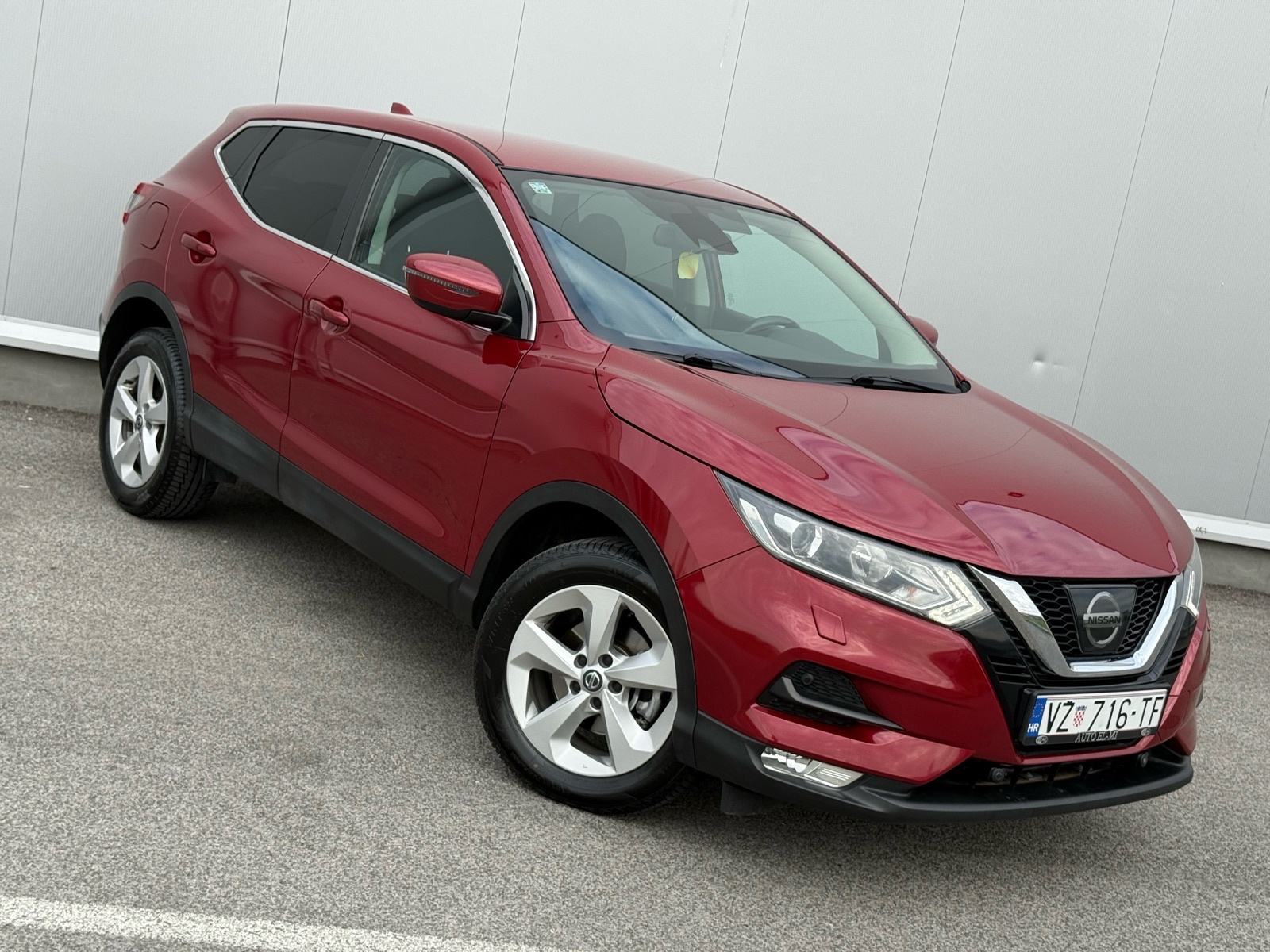 Nissan Qashqai 1.6 dCi Acenta*AUTOMATIK*KAMERA*RADAR*ALU*JAMSTVO*, fotografija 3
