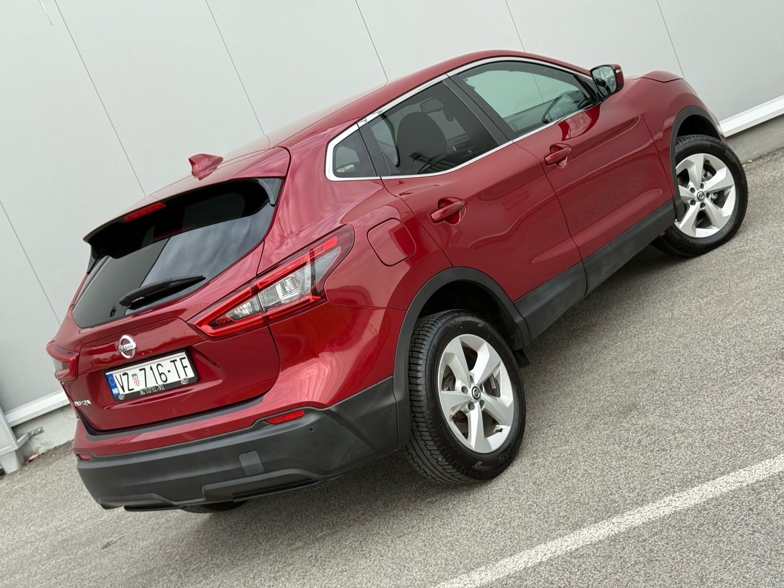 Nissan Qashqai 1.6 dCi Acenta*AUTOMATIK*KAMERA*RADAR*ALU*JAMSTVO*, fotografija 2