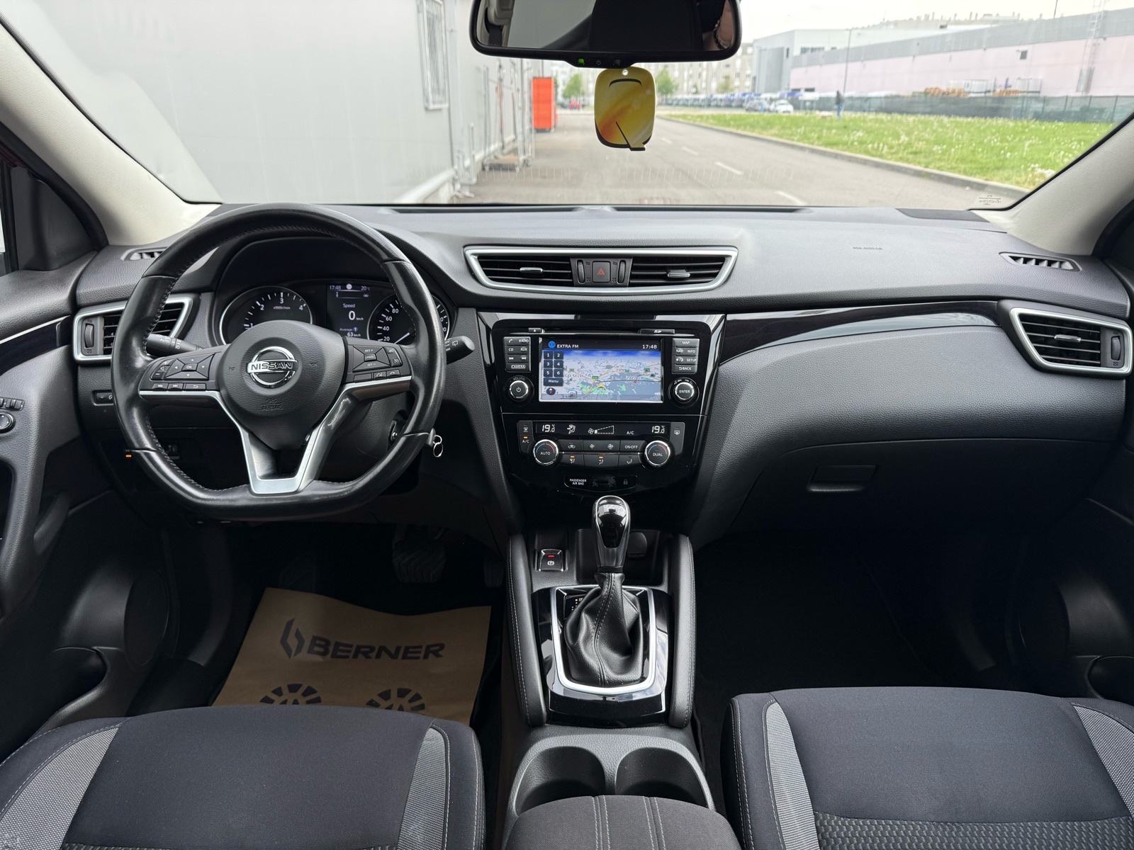 Nissan Qashqai 1.6 dCi Acenta*AUTOMATIK*KAMERA*RADAR*ALU*JAMSTVO*, fotografija 20