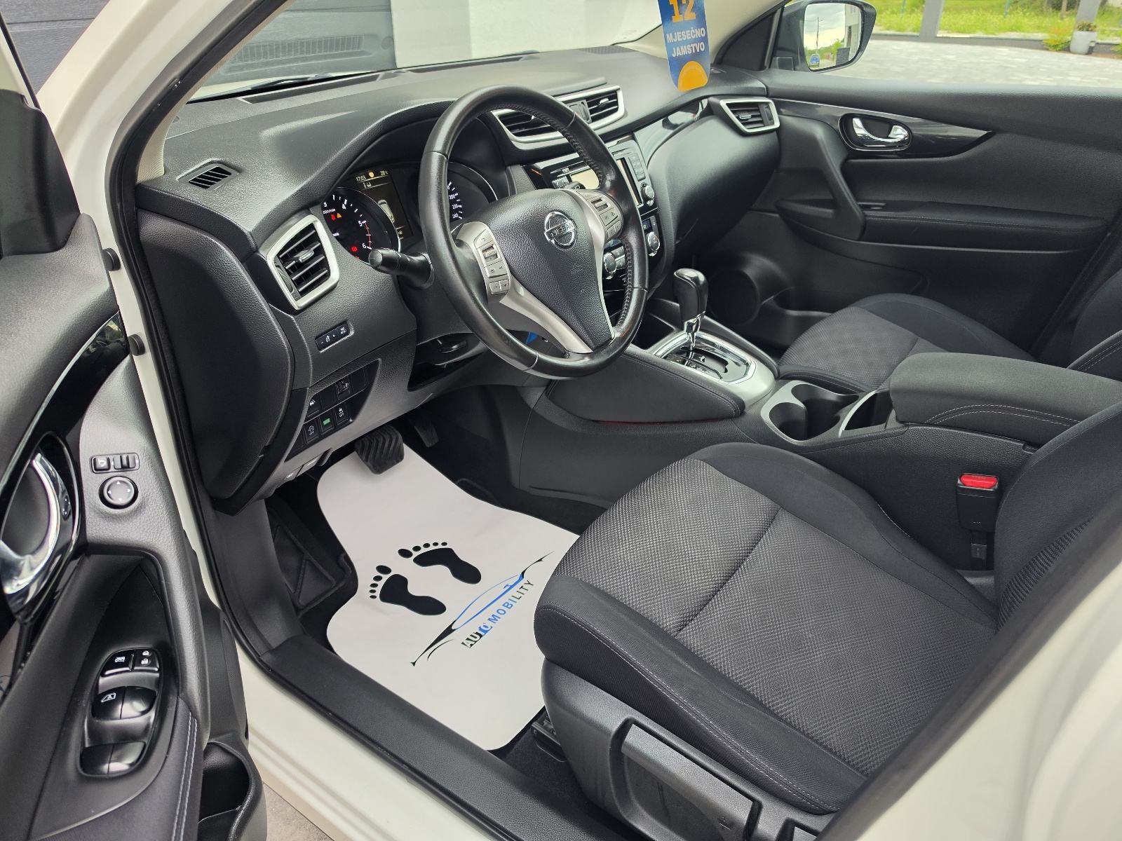 Nissan Qashqai 1,6 dCi ACENTA AUTOMATIK PERL KAMERA 360° *GARANCIJA*, fotografija 7