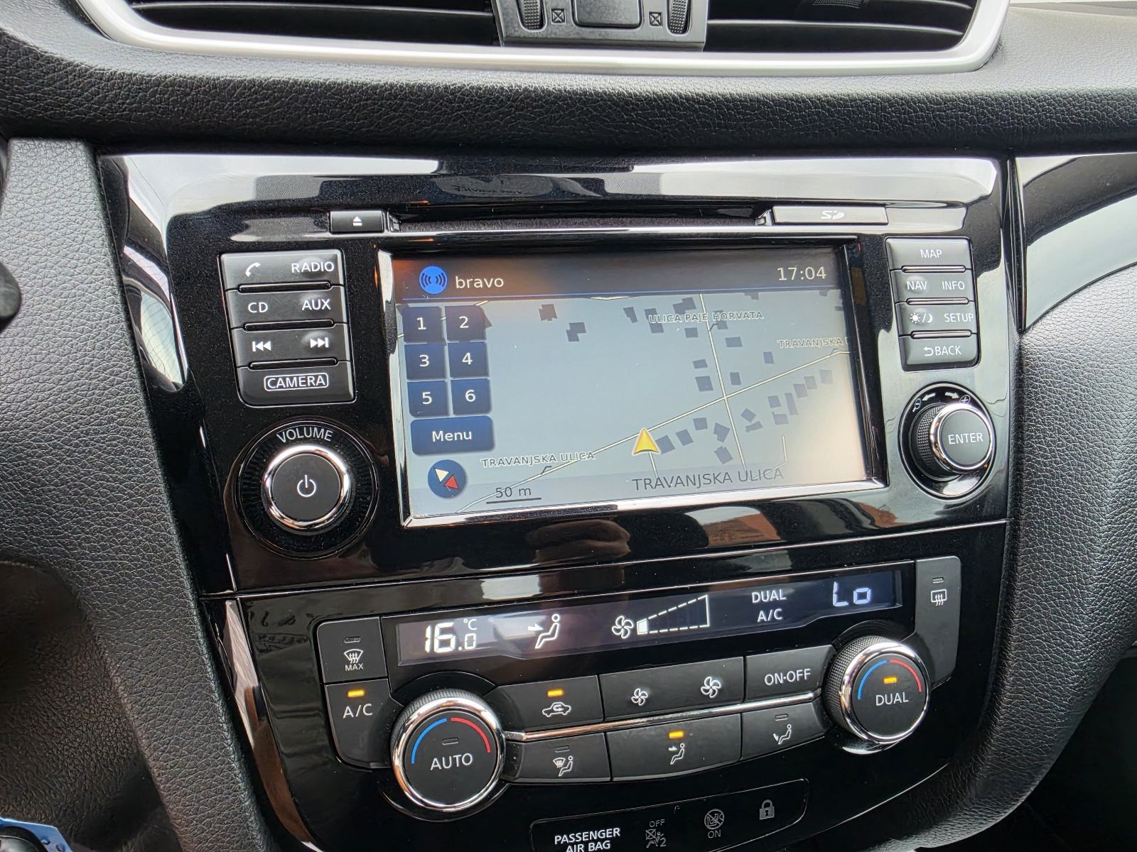 Nissan Qashqai 1,6 dCi ACENTA AUTOMATIK PERL KAMERA 360° *GARANCIJA*, fotografija 14