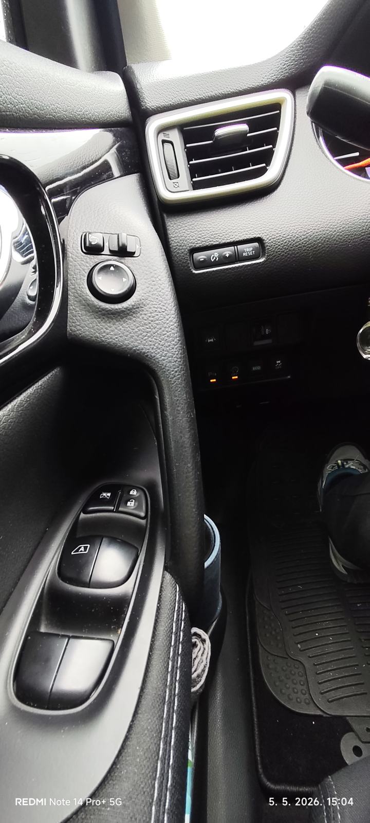 NISSAN QASHQAI 1,6dci 2016g- 91470km-KAO NOV-FIXSNA TOP CJENA-, fotografija 12