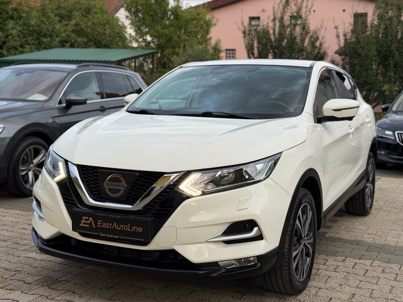 Nissan Qashqai 1,6 dCi Automatik, N-Connecta, Servisna, Kamere 360°, fotografija 2