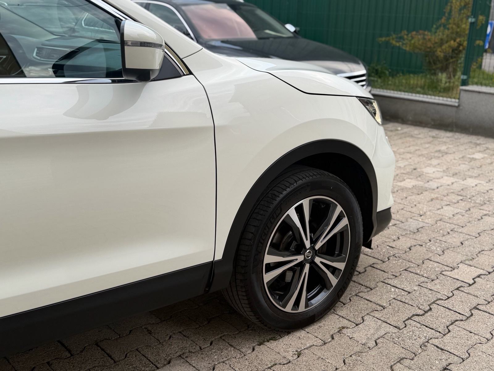 Nissan Qashqai 1,6 dCi Automatik, N-Connecta, Servisna, Kamere 360°, fotografija 14