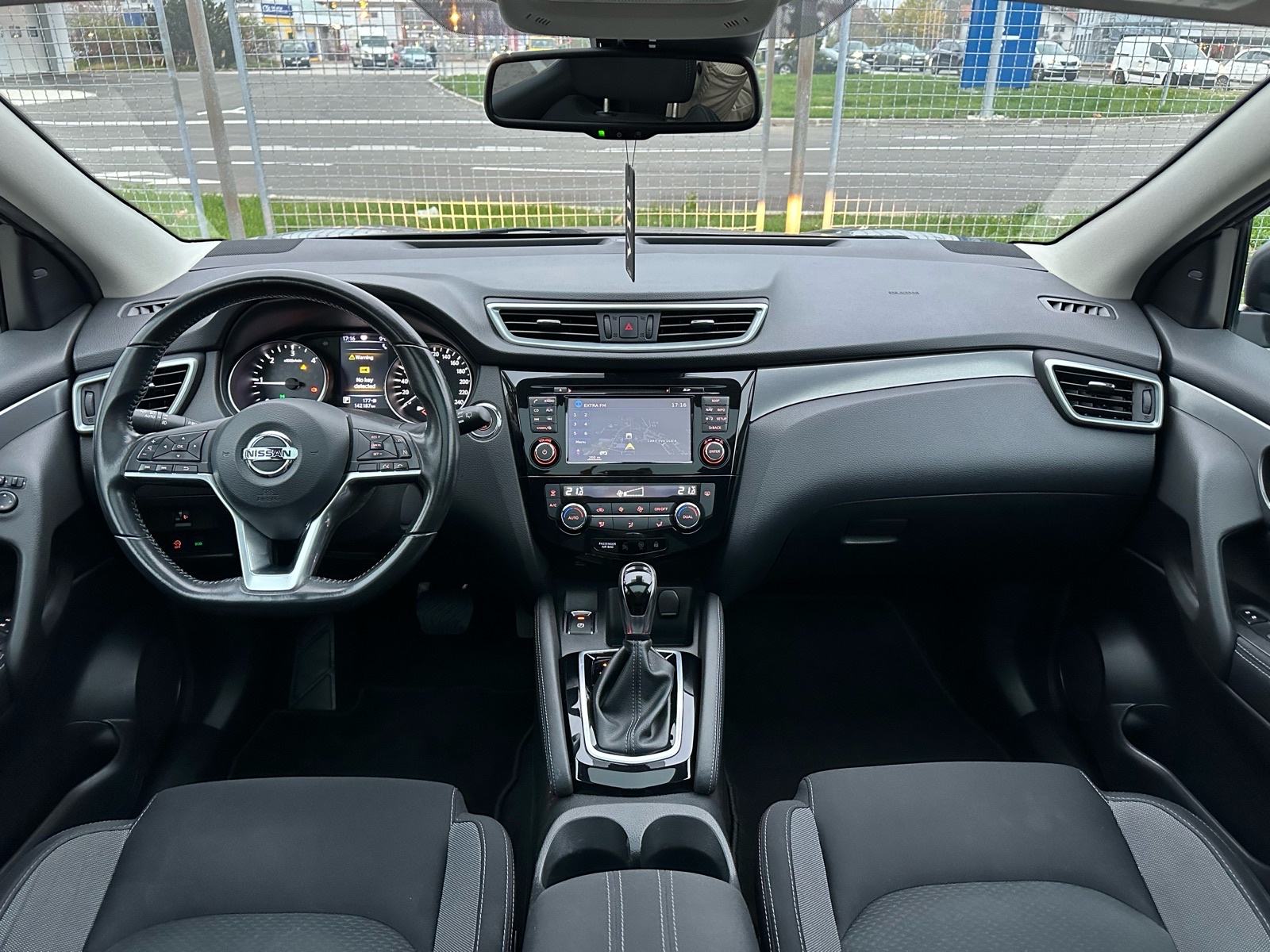 Nissan Qashqai 1.6 dCi automatik *PANORAMA* *360 KAMERA* *LED*, fotografija 17