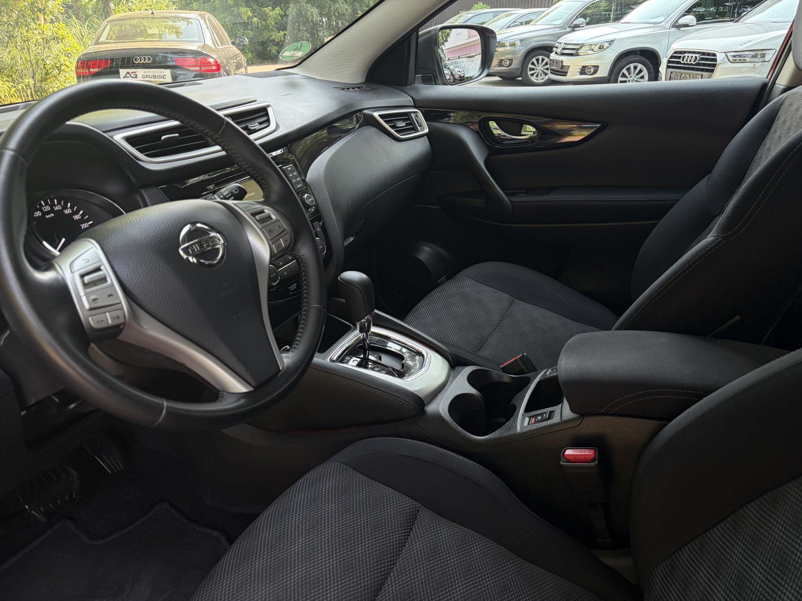 Nissan Qashqai 1,6 dCi *Automatik* *Servisna knjiga* *Jamstvo*, fotografija 18