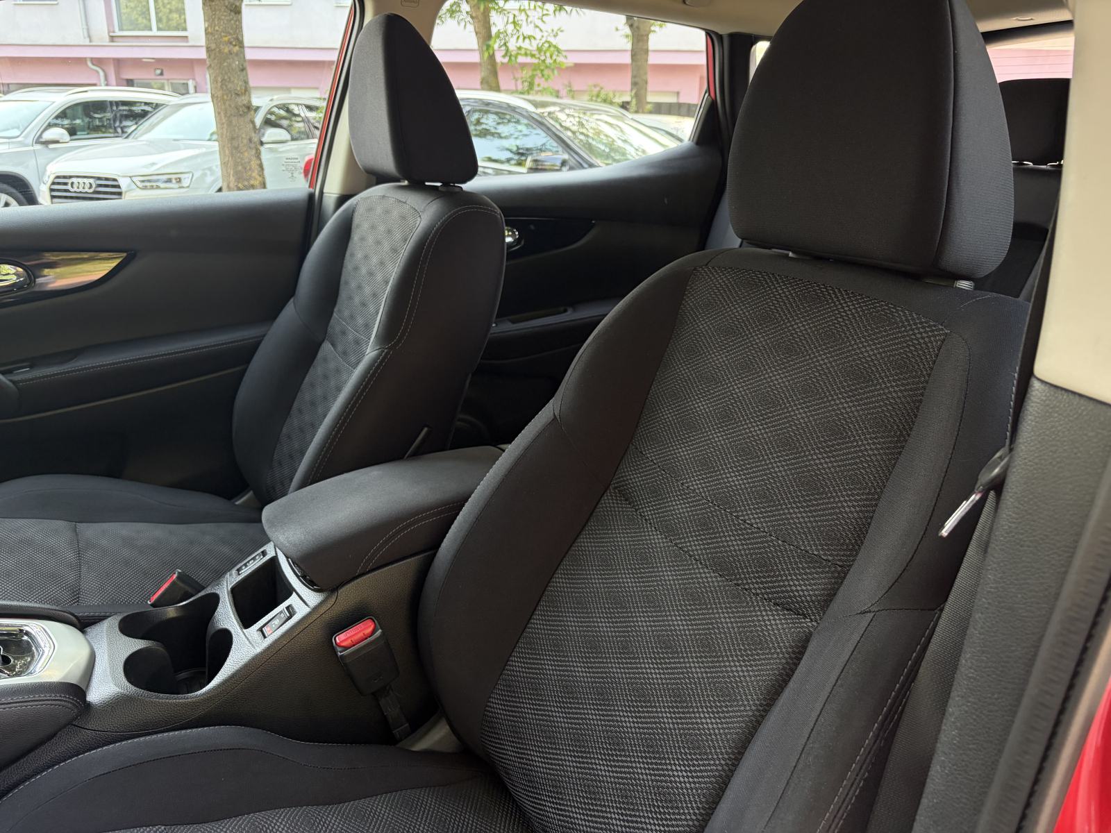 Nissan Qashqai 1,6 dCi *Automatik* *Servisna knjiga* *Jamstvo*, fotografija 19