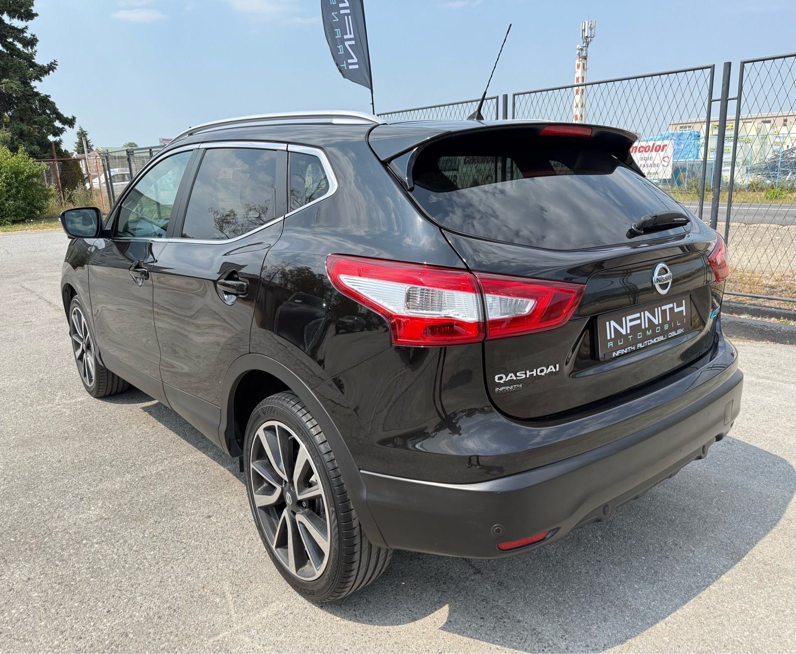 Nissan Qashqai 1,6 dCi NAVI, PANORAMA, KAM 360°, PDC, XENON, REG:04/27, fotografija 5