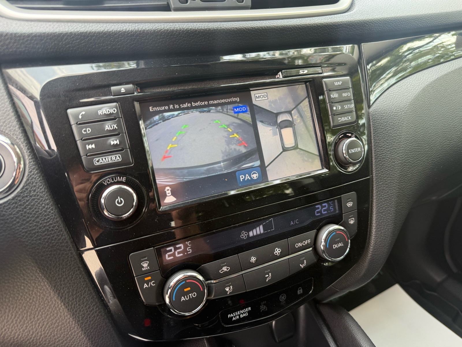 Nissan Qashqai 1,6 dCi NAVI, PANORAMA, KAM 360°, PDC, XENON, REG:04/27, fotografija 17