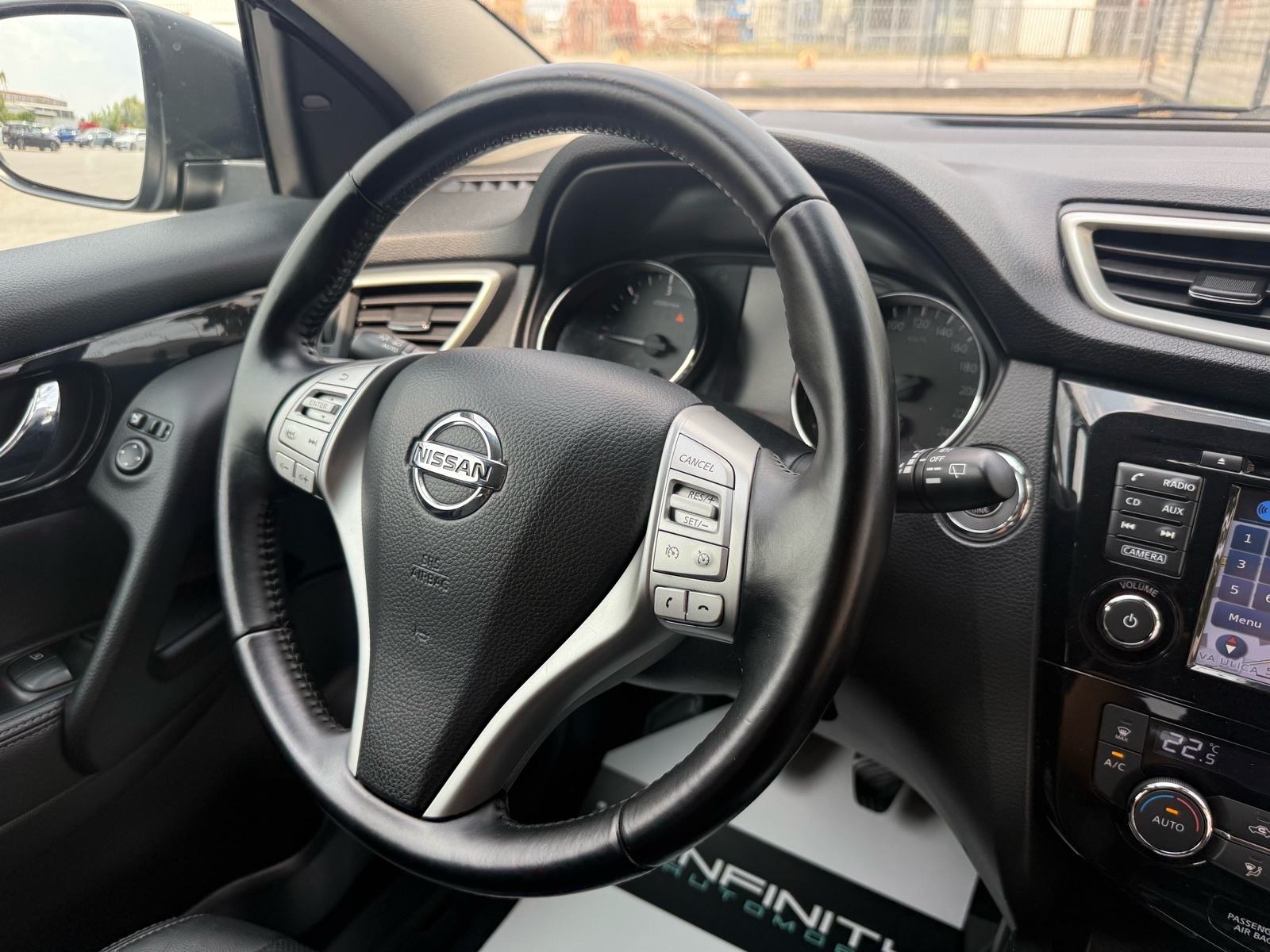 Nissan Qashqai 1,6 dCi NAVI, PANORAMA, KAM 360°, PDC, XENON, REG:04/27, fotografija 20