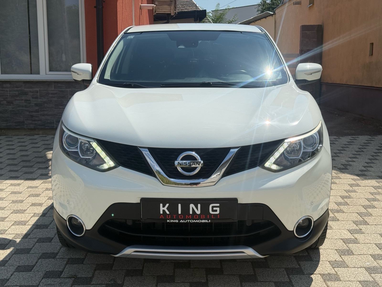 Nissan Qashqai 1,6 dCi ** NAVIGACIJA* KAMERA* PDC** TEMPOMAT**, fotografija 2