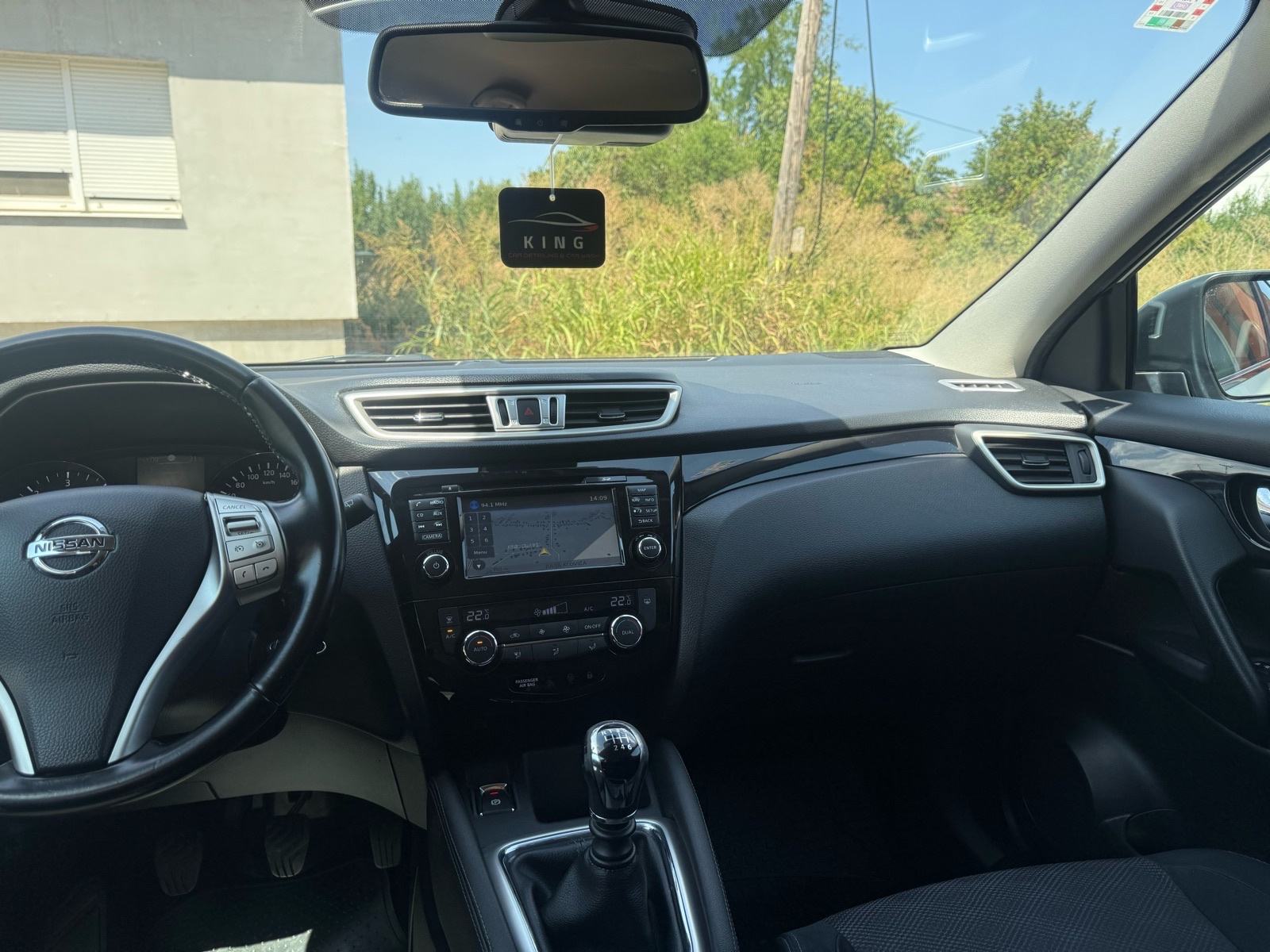Nissan Qashqai 1,6 dCi ** NAVIGACIJA* KAMERA* PDC** TEMPOMAT**, fotografija 13