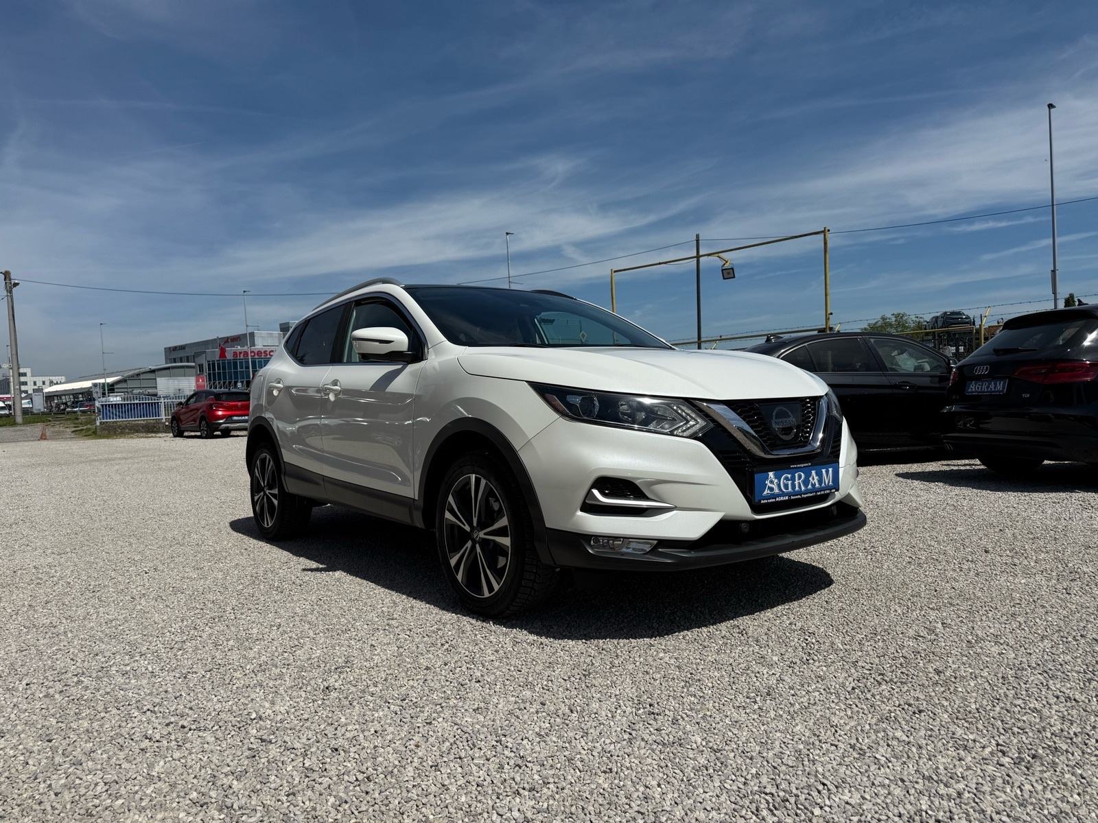 Nissan Qashqai 1.6 Dci*REDIZAJN*N-CONNECTA*NAVI*KAMERA 360%*PANORAMA*, fotografija 2