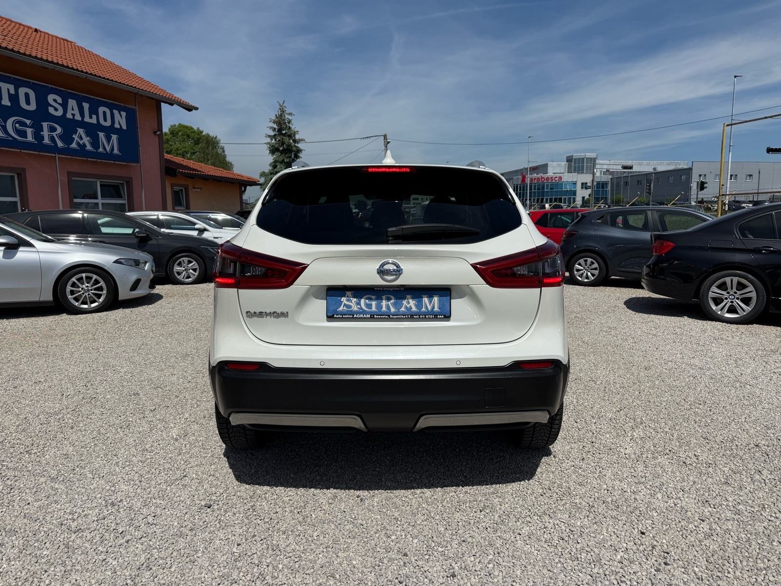 Nissan Qashqai 1.6 Dci*REDIZAJN*N-CONNECTA*NAVI*KAMERA 360%*PANORAMA*, fotografija 7