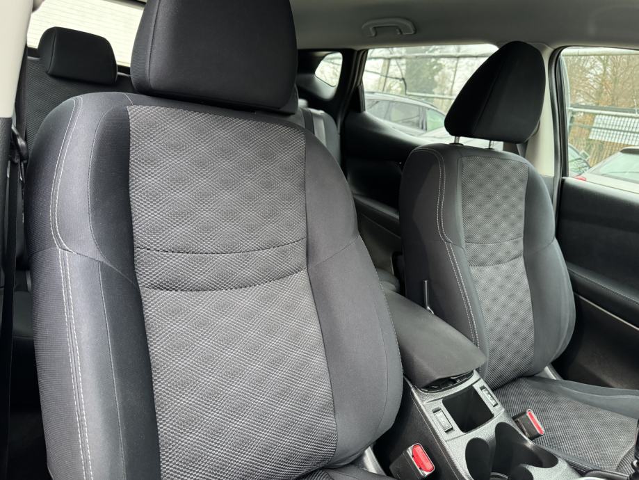 Nissan Qashqai 1,6 dCi ⭐ Kamera, Grij.Sjed., Navi ⭐ 119.000 km, fotografija 14