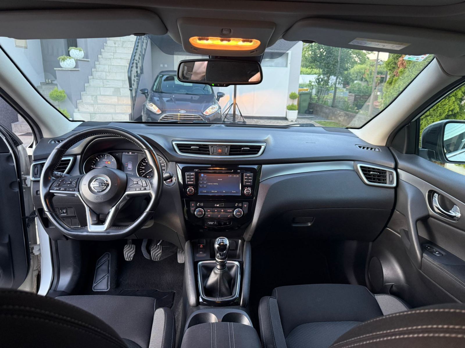 Nissan Qashqai 1,6 dCi kamera, panorama, reg. 11.2026., fotografija 14