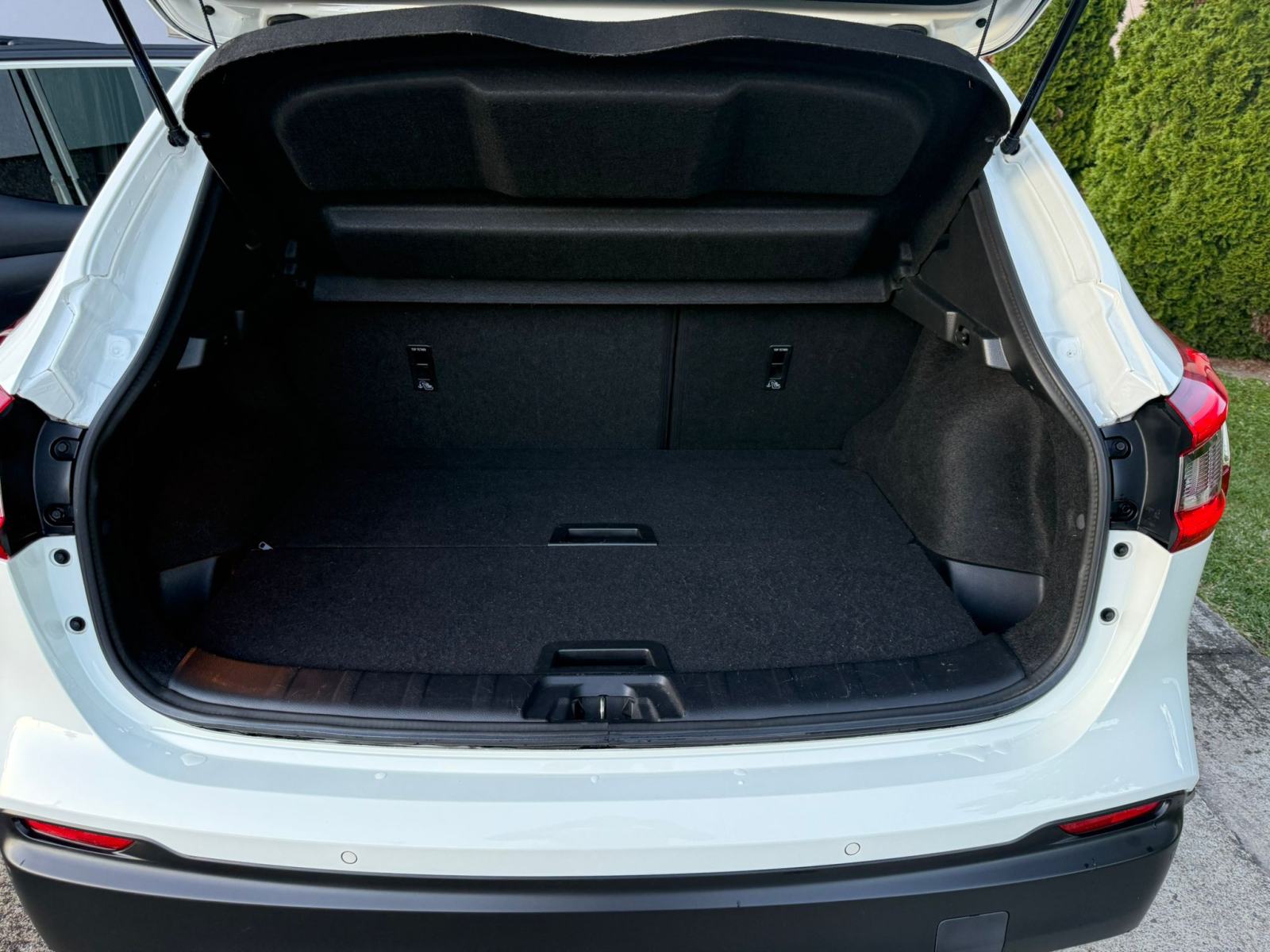 Nissan Qashqai 1,6 dCi kamera, panorama, reg. 11.2026., fotografija 7