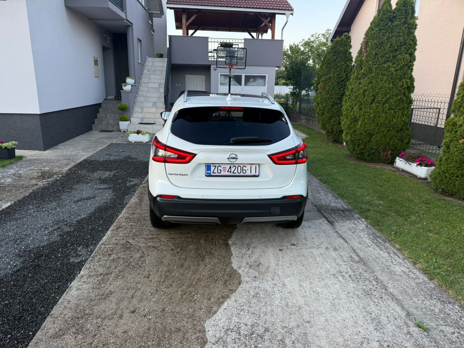 Nissan Qashqai 1,6 dCi kamera, panorama, reg. 11.2026., fotografija 6