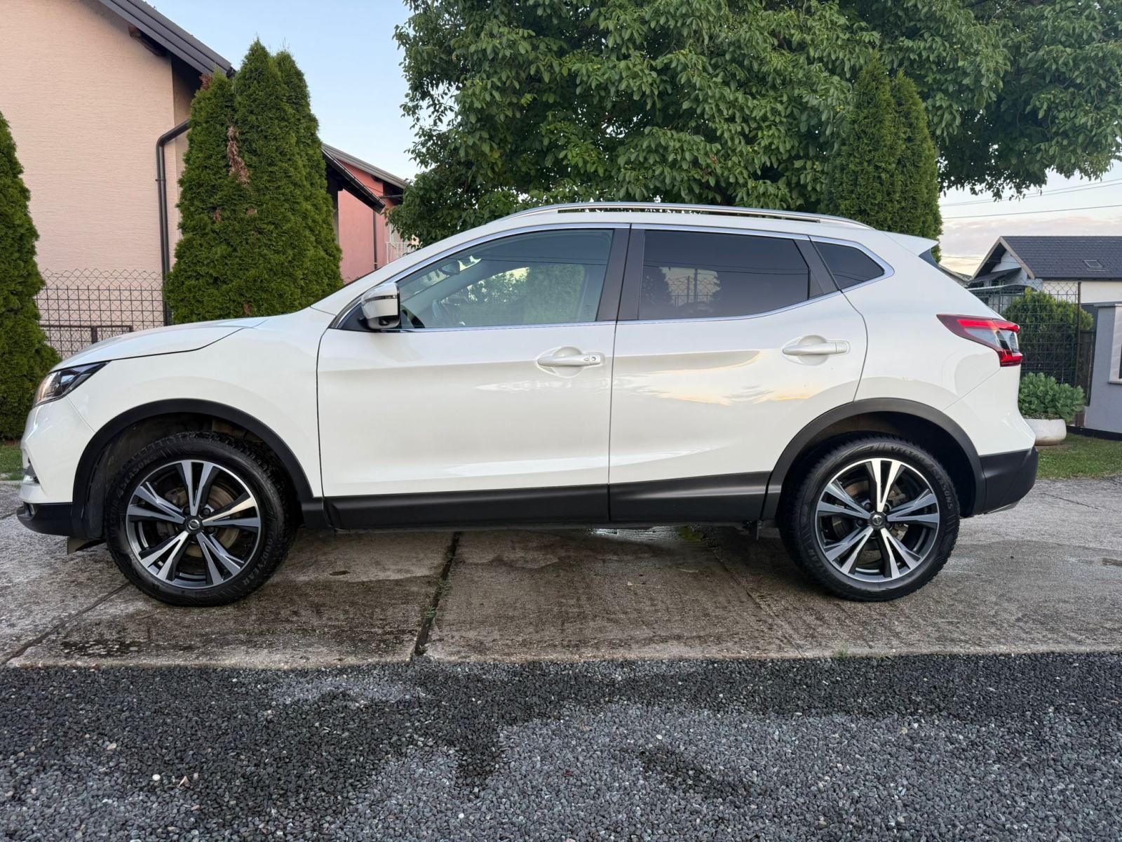 Nissan Qashqai 1,6 dCi kamera, panorama, reg. 11.2026., fotografija 5
