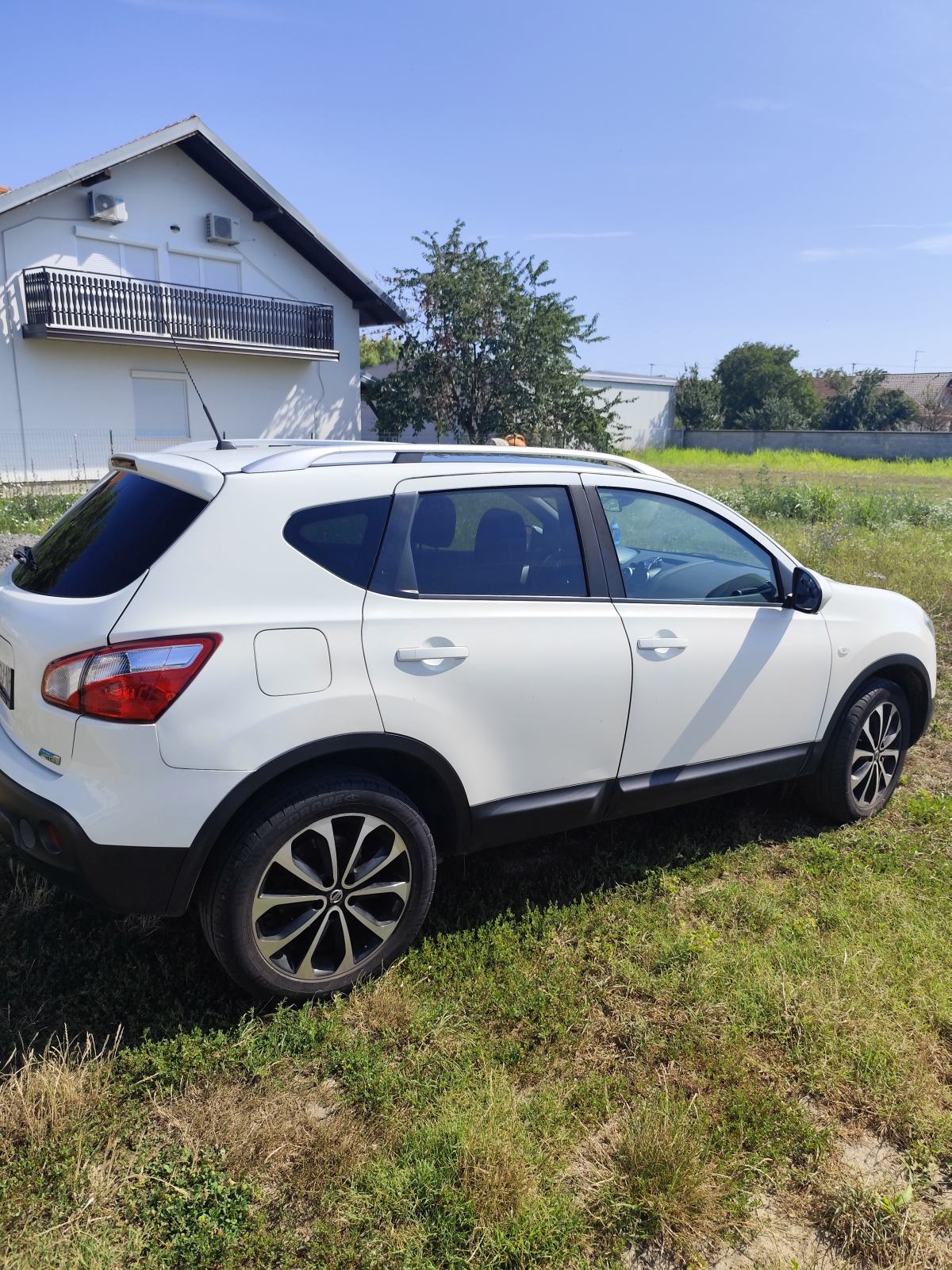 Nissan Qashqai 1,6 dCi,Panorama ,360,Tekna ,Registriran godinu dana.., fotografija 6