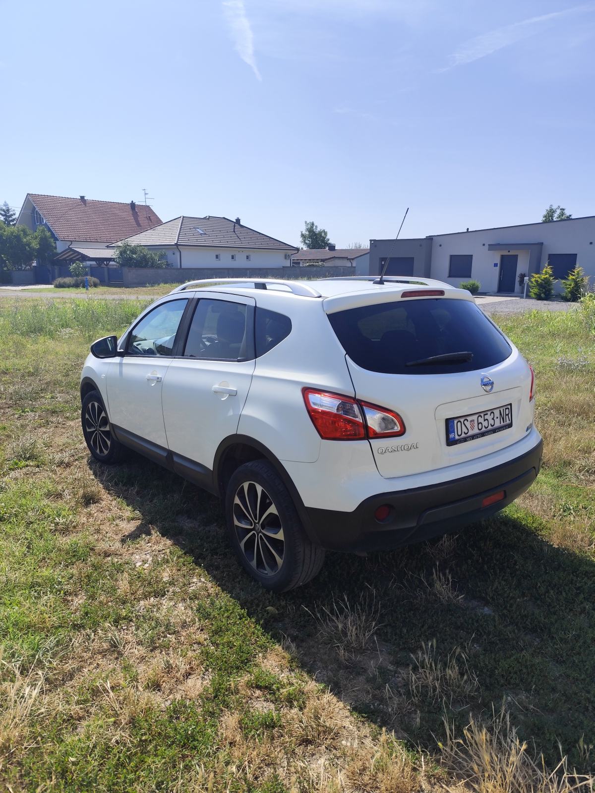 Nissan Qashqai 1,6 dCi,Panorama ,360,Tekna ,Registriran godinu dana.., fotografija 2