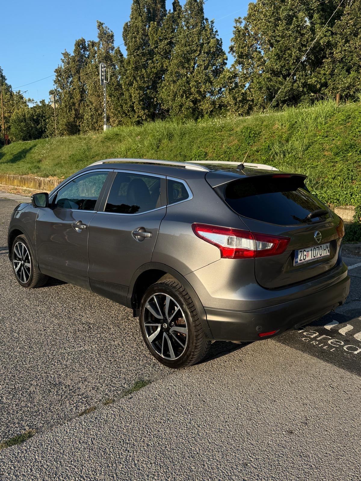 Nissan Qashqai 1,6 dCi oprema Tekna, fotografija 7