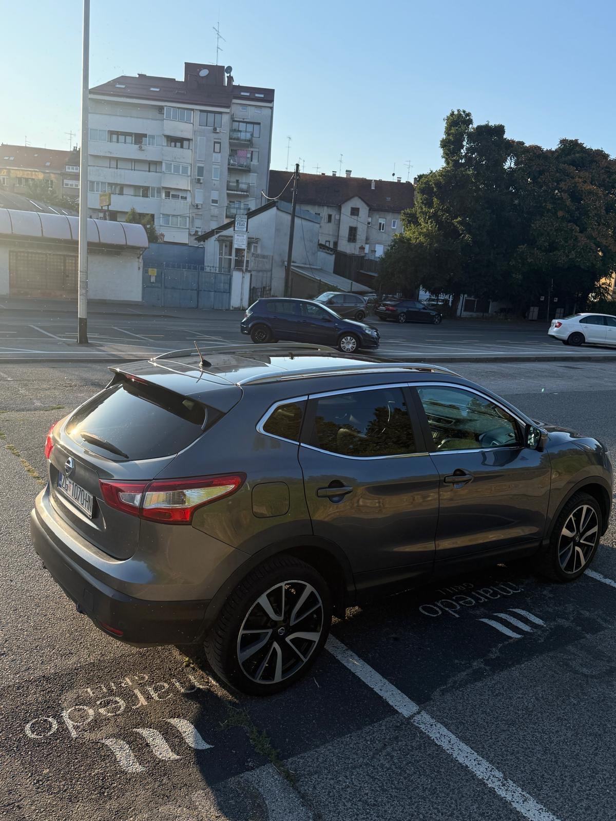 Nissan Qashqai 1,6 dCi oprema Tekna, fotografija 16