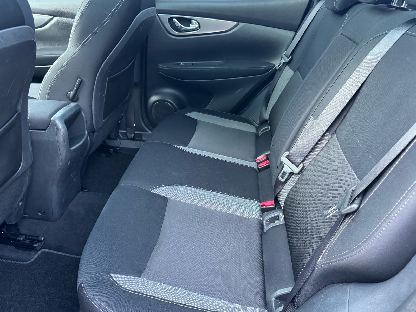 Nissan Qashqai 1,6 dCi Tekna, panorama, 360 kamera, fotografija 16