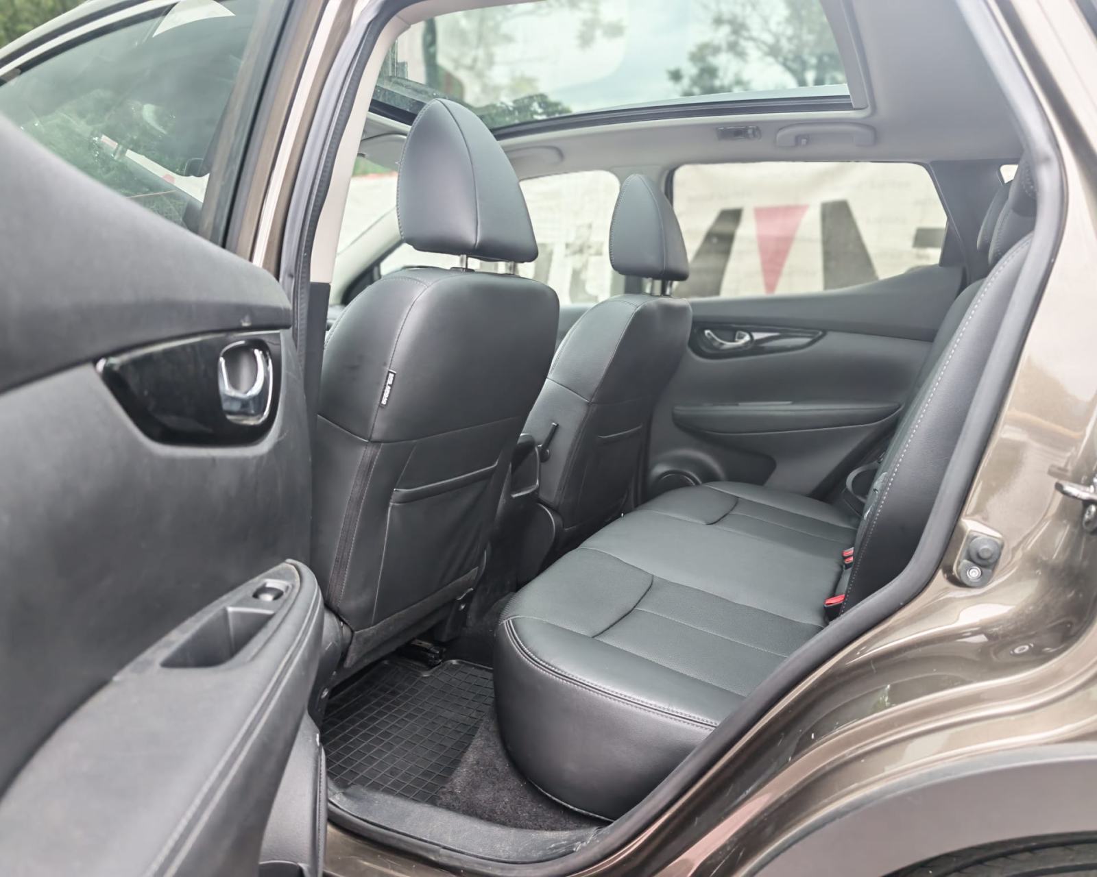 Nissan Qashqai 1,6 dCi X-Tronic*Panorama*Led*Navi*Alu19*Garanija, fotografija 13