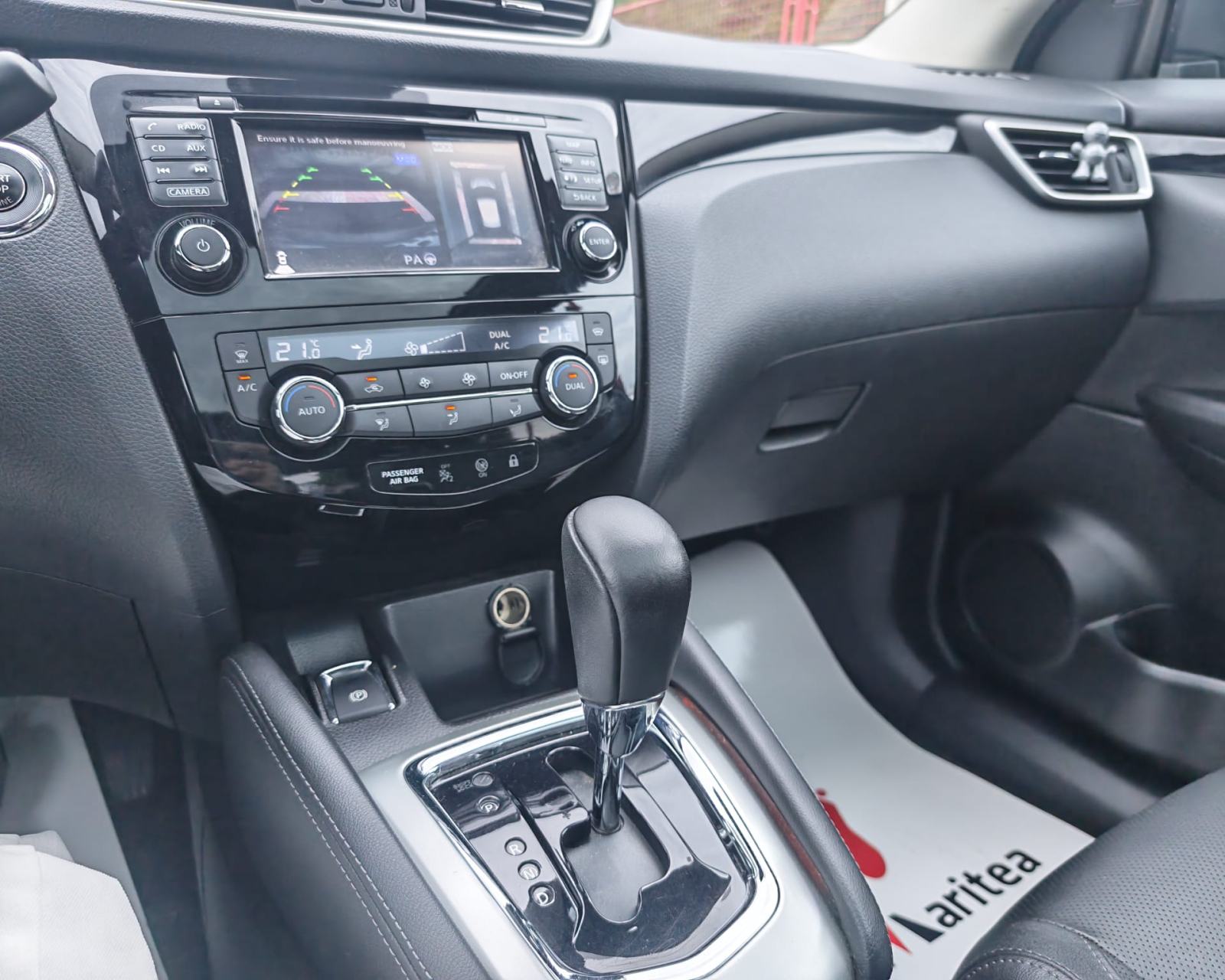 Nissan Qashqai 1,6 dCi X-Tronic*Panorama*Led*Navi*Alu19*Garanija, fotografija 19