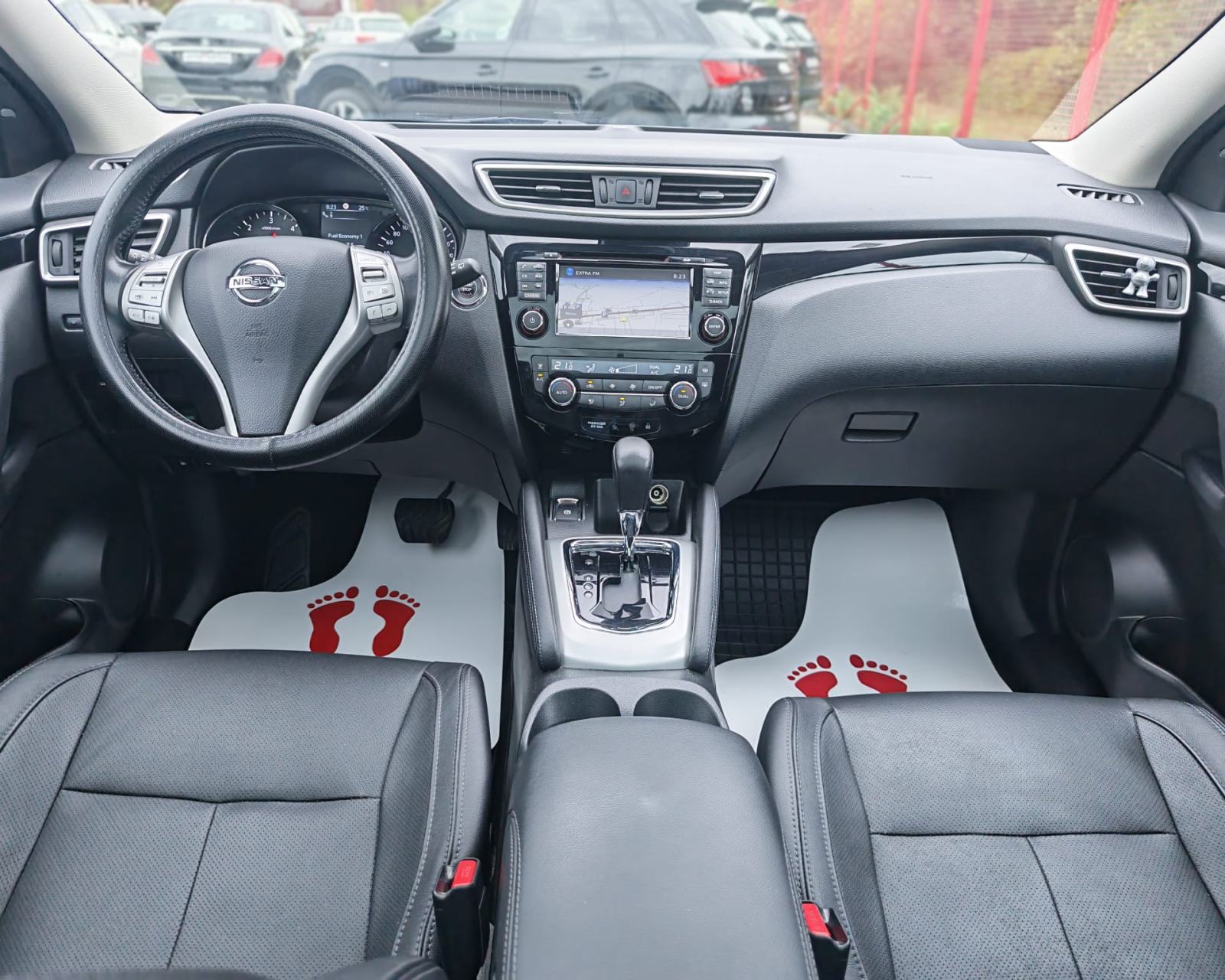Nissan Qashqai 1,6 dCi X-Tronic*Panorama*Led*Navi*Alu19*Garanija, fotografija 17