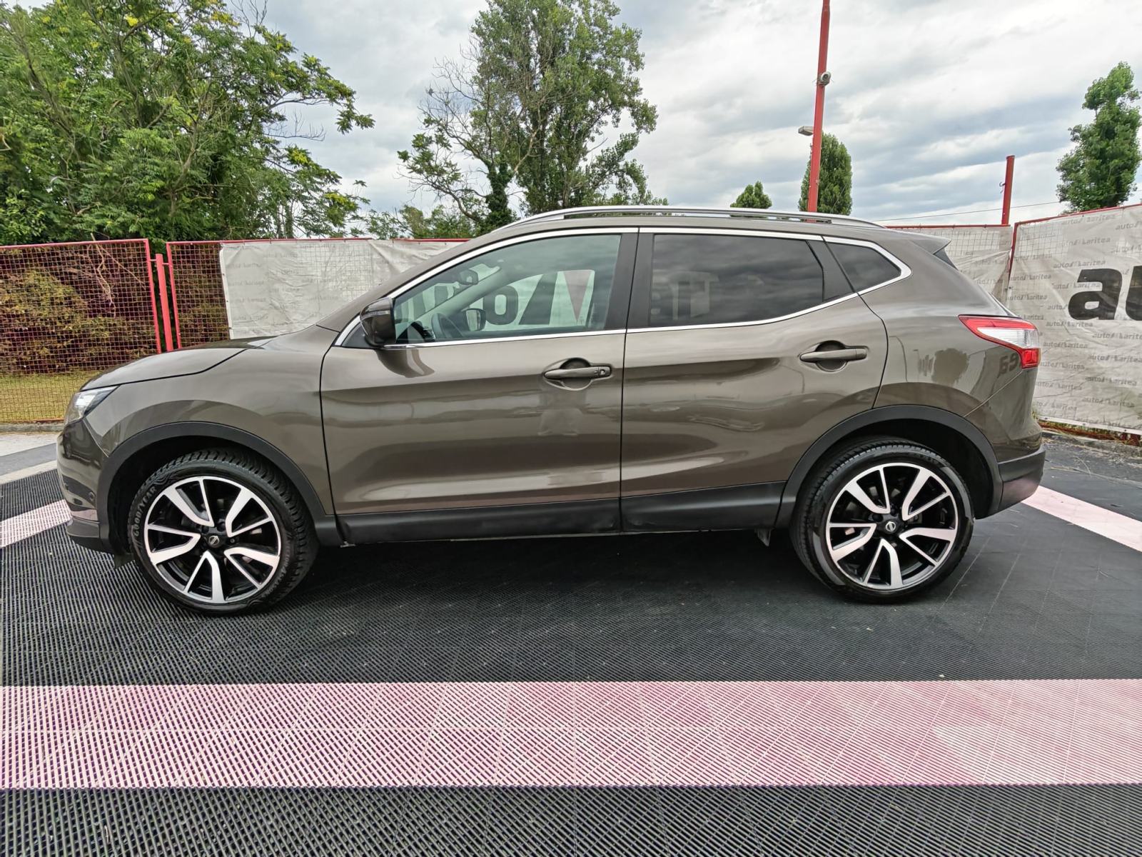 Nissan Qashqai 1,6 dCi X-Tronic*Panorama*Led*Navi*Alu19*Garanija, fotografija 12