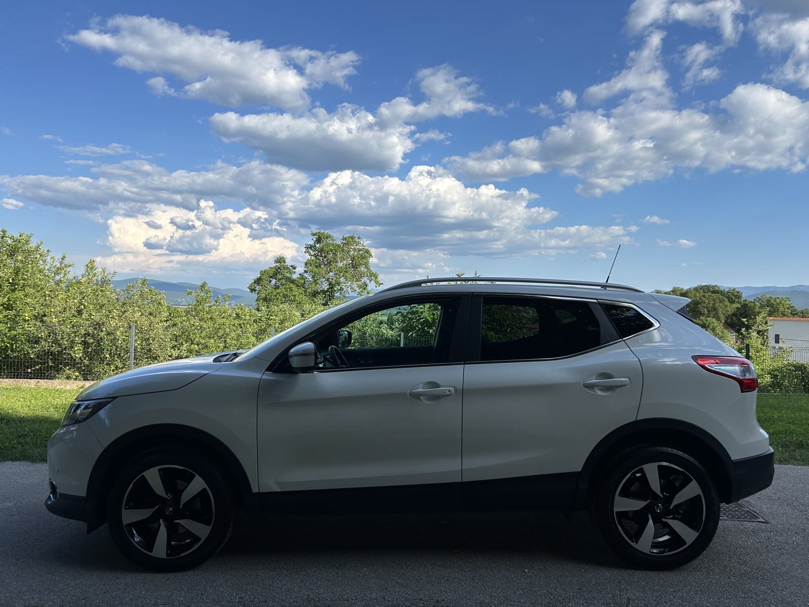 Nissan Qashqai 1,6 dCi X-Tronic, fotografija 3