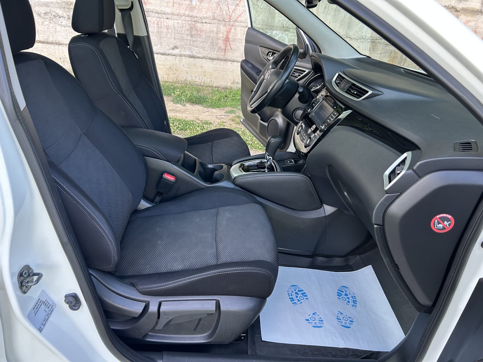 Nissan Qashqai 1,6 dCi X-Tronic, fotografija 9