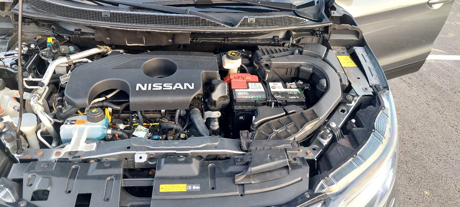 Nissan Qashqai 1,7 DCI 150ks SERV.,NAVI.,LED.,XENON,PANO.,KAM.360, fotografija 20