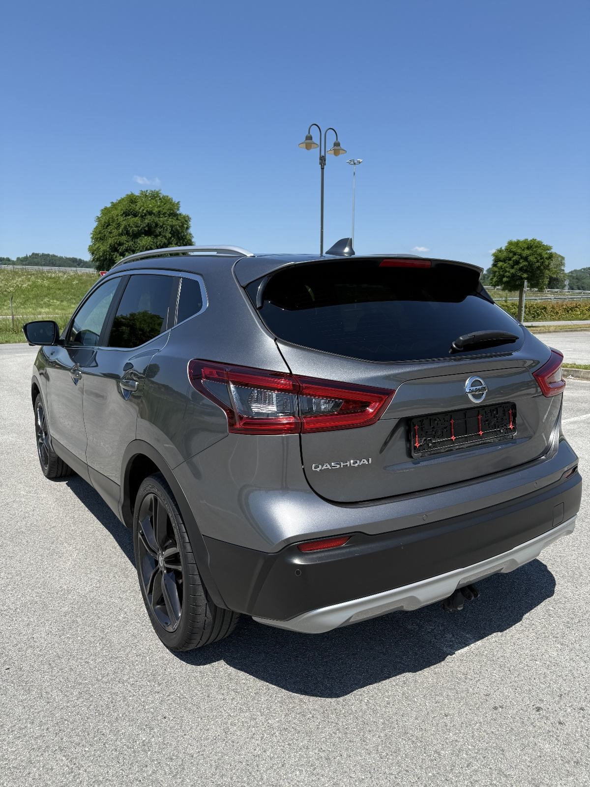 Nissan Qashqai 1,7 DCI 150ks SERV.,NAVI.,LED.,XENON,PANO.,KAM.360, fotografija 4