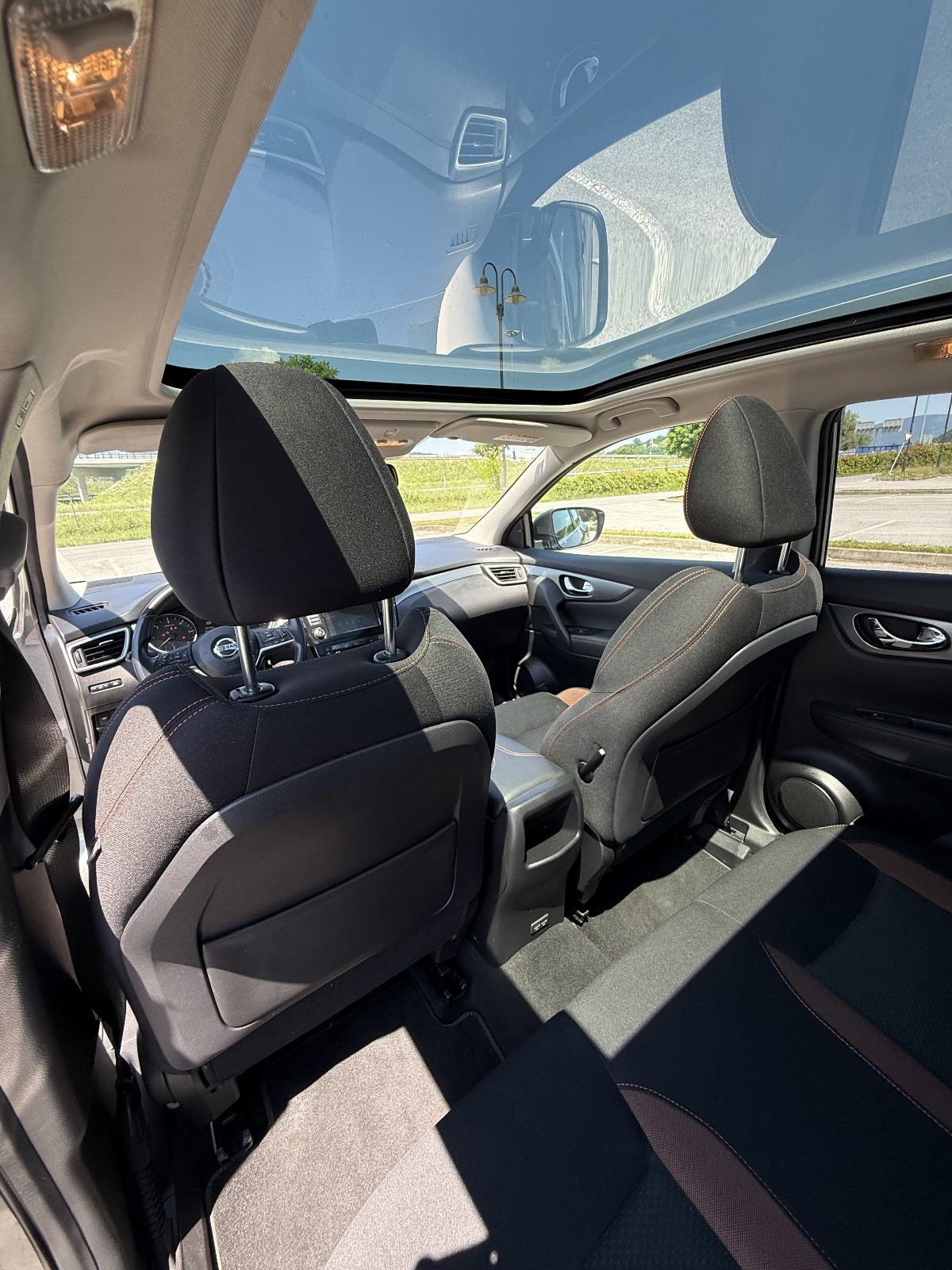 Nissan Qashqai 1,7 DCI 150ks SERV.,NAVI.,LED.,XENON,PANO.,KAM.360, fotografija 7