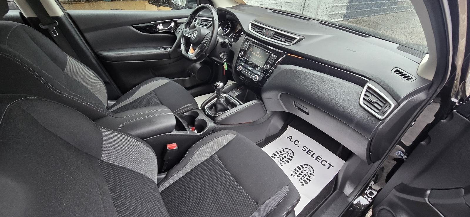 Nissan Qashqai 1,7 DCI - 2020 - NAVI - KAMERA - REG 1 GOD !!!, fotografija 7