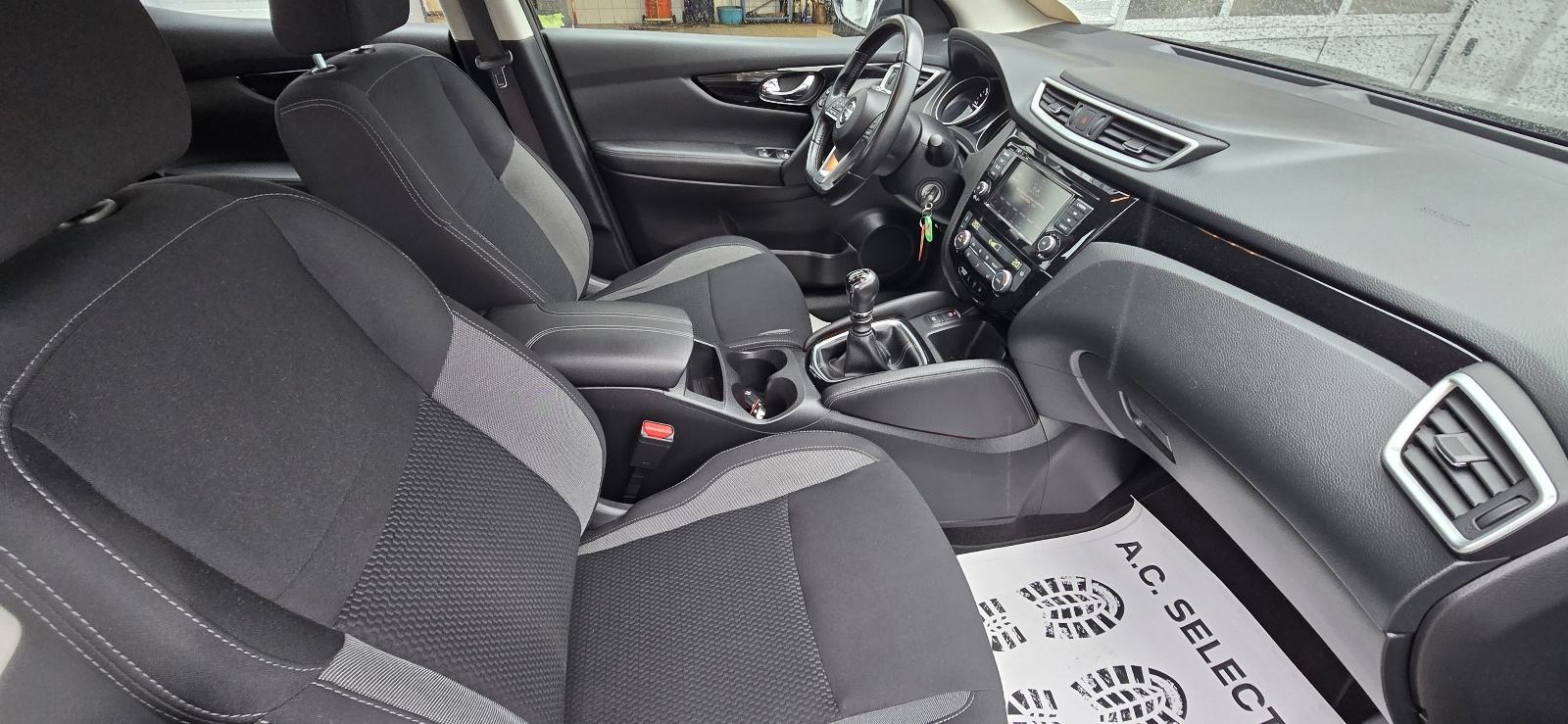Nissan Qashqai 1,7 DCI - 2020 - NAVI - KAMERA - REG 1 GOD !!!, fotografija 8