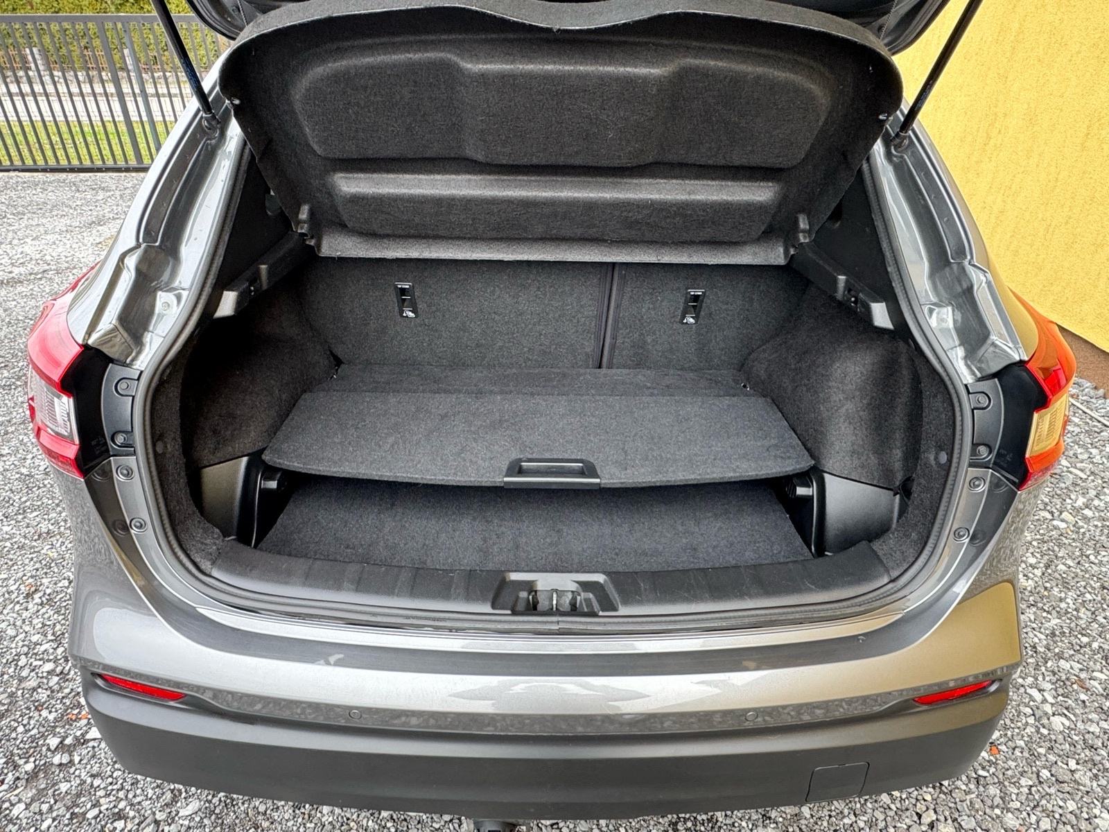 Nissan Qashqai 1,7 DCi 4X4 N-CONNECTA.X-Tronic,LED,360 Kamera,Navi, fotografija 17