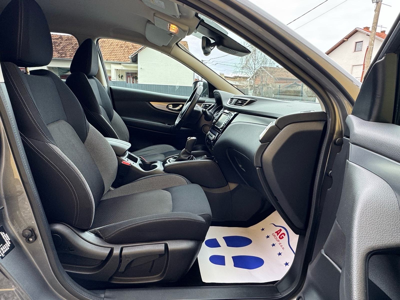 Nissan Qashqai 1,7 DCi 4X4 N-CONNECTA.X-Tronic,LED,360 Kamera,Navi, fotografija 14