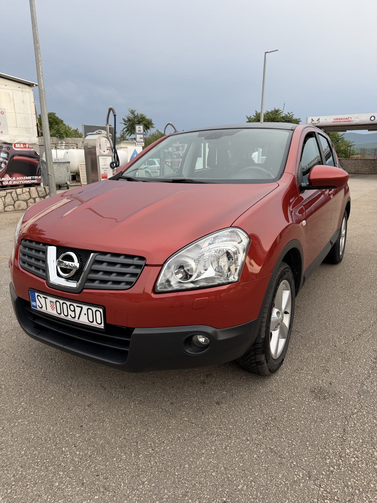 Nissan Qashqai 2,0 dCi-4x4-REG 7/27–HITNO, fotografija 7