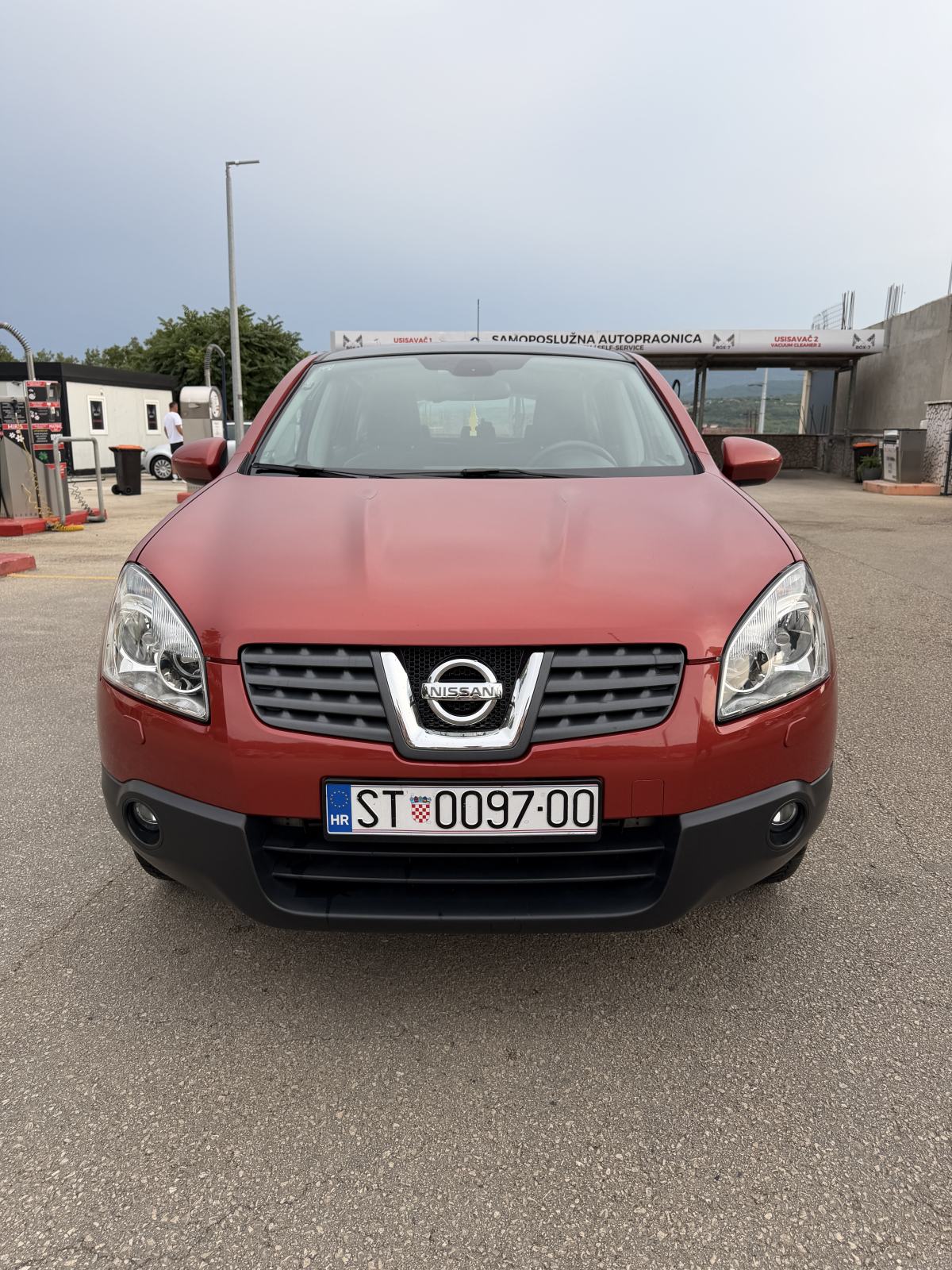 Nissan Qashqai 2,0 dCi-4x4-REG 7/27–HITNO, fotografija 8