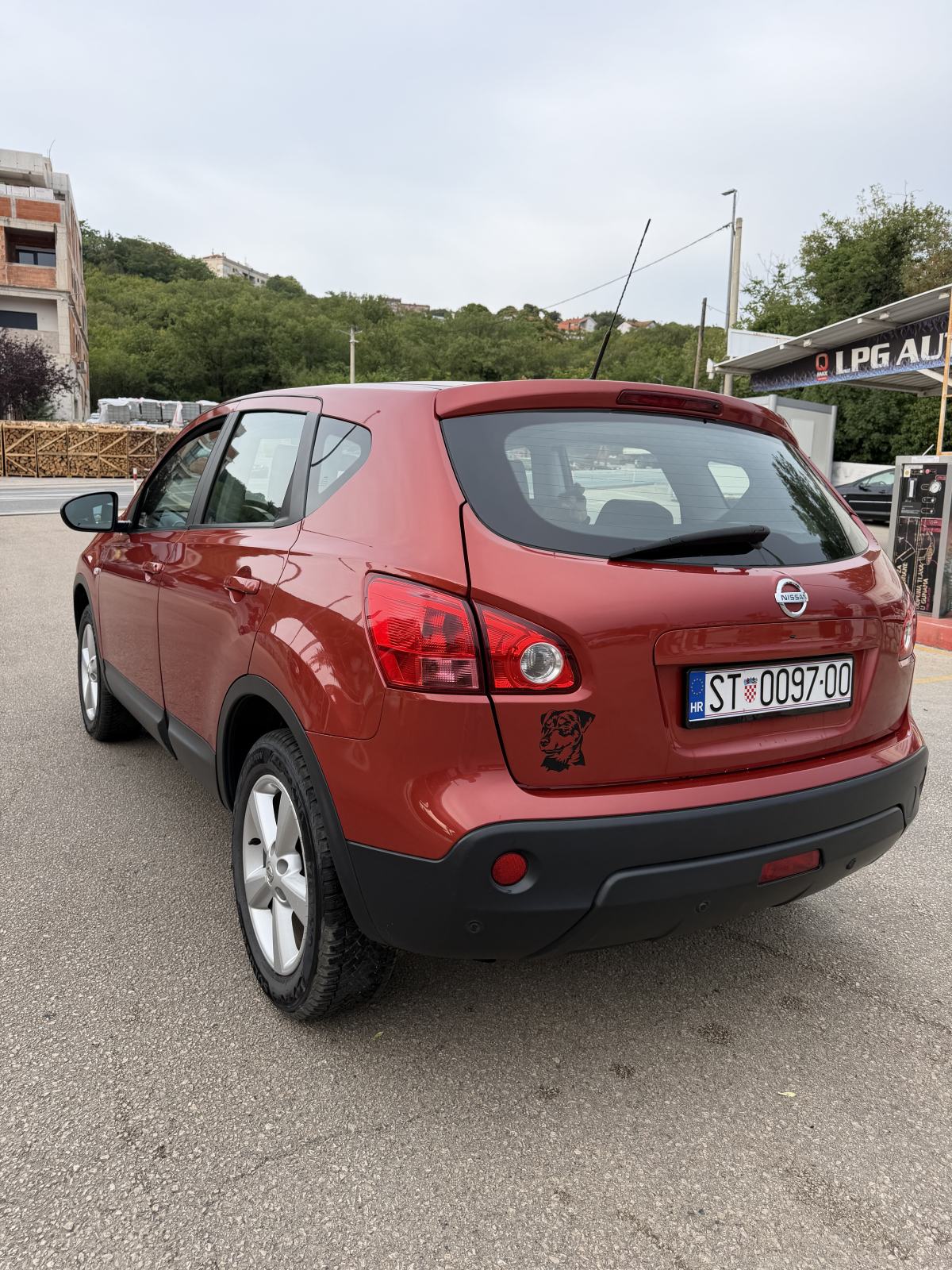 Nissan Qashqai 2,0 dCi-4x4-REG 7/27–HITNO, fotografija 5