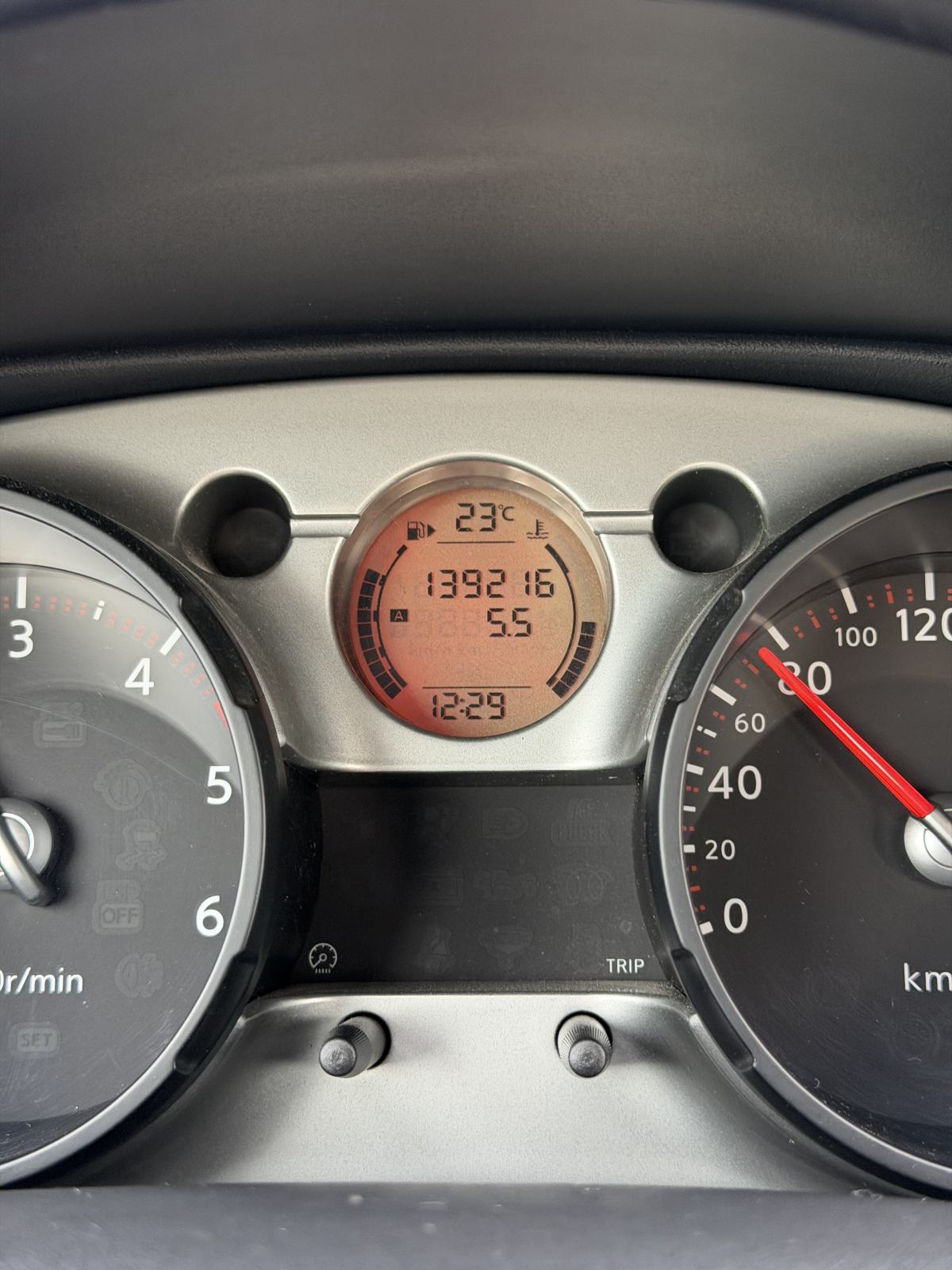 Nissan Qashqai 2,0 dCi-4x4-REG 7/27–HITNO, fotografija 16