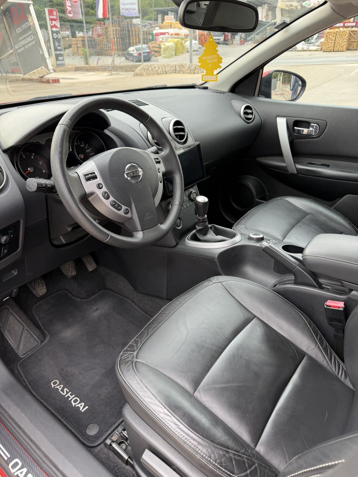 Nissan Qashqai 2,0 dCi-4x4-REG 7/27–HITNO, fotografija 10